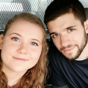 Meet your Posher, Rayme